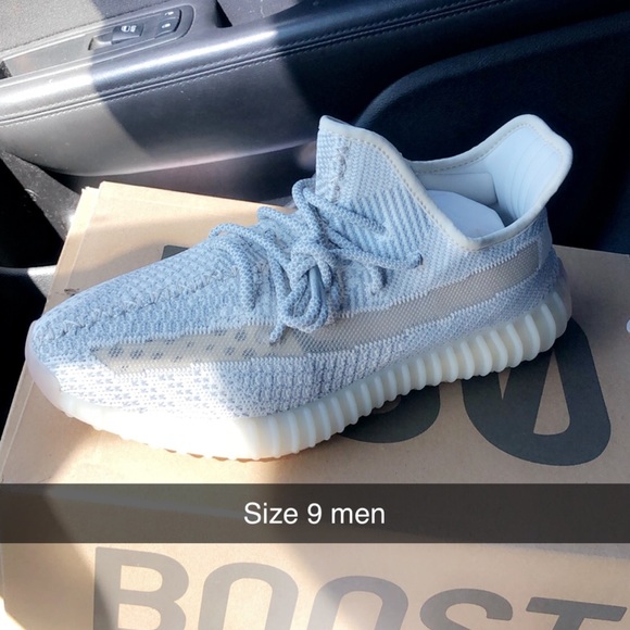 Size 9 men yeezy main image 4